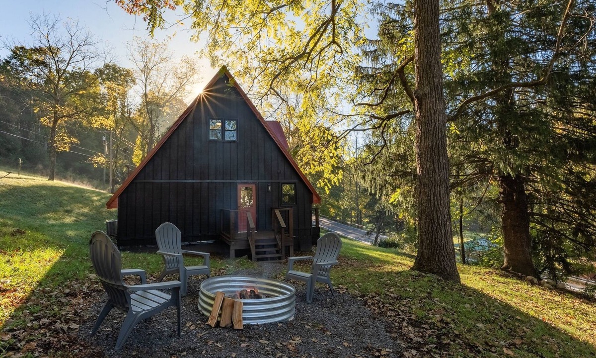 Drennen House | Lake Mountain Retreat