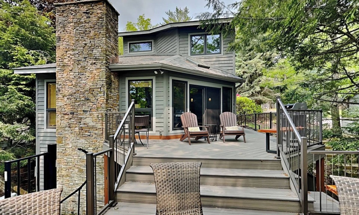 Swanton House | Lakin' It Easy | Dog Friendly + Private Dock Slip