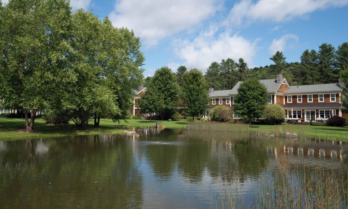 Stowe Area House | Landmark Meadow