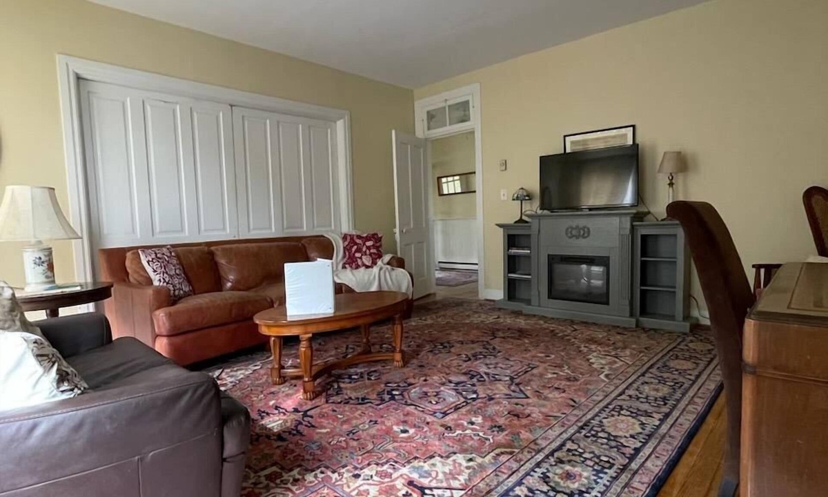 Bolivar Apartment | Merchants Flat Summar