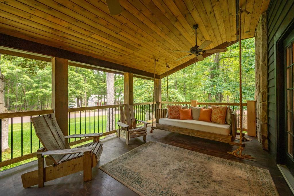 Blakeslee House | Middleton Cottage