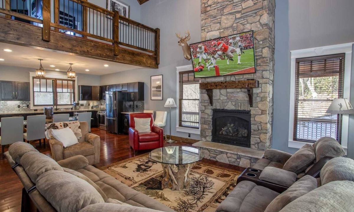 Blowing Rock Cottage | Mountain Cottage with Scenic Views and Four Sleeping Areas