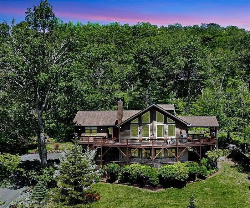 Sugar Mountain House | Mountain Sunrise