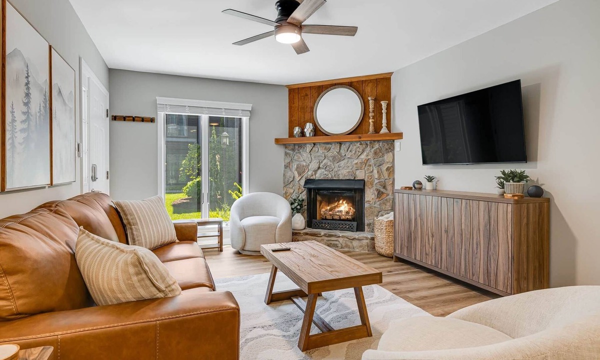 Blowing Rock Condo | New 2026 Renovated 1st Floor Condo | Walk to Main!