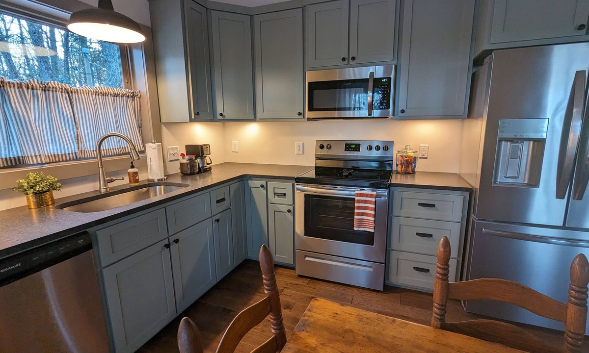 Fleetwood Cabin | NEW! Shady Grove Cozy Mountain Cottage