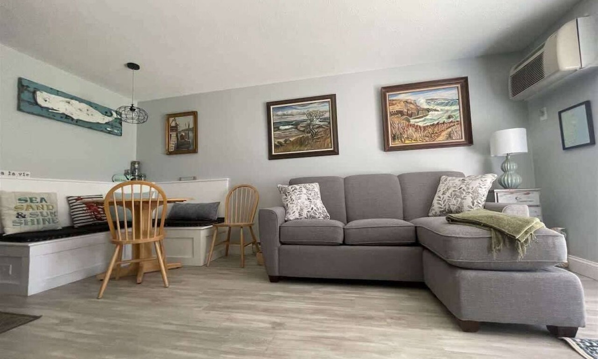 Ogunquit Condo | Ocean Towers Condo #111 with access to a Pool!