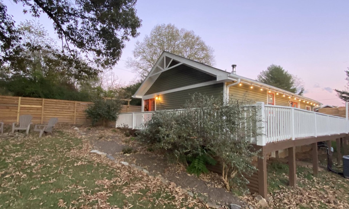 Woodfin Cottage | Olive House w/Wet Room Near Asheville & Biltmore - Clean and Pup-friendly!