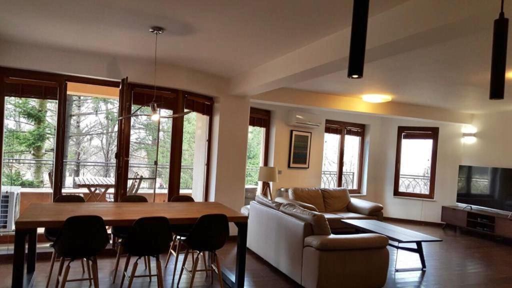 rayon Triaditsa Apartment | Park front apartment Sofia