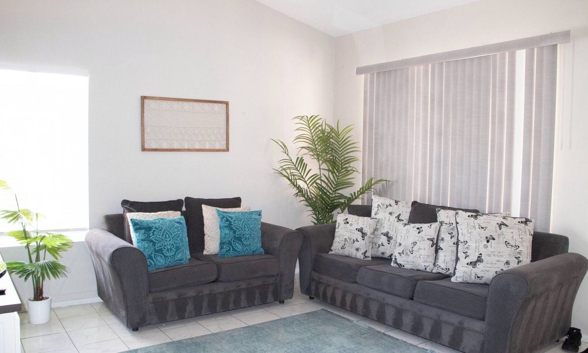 North Las Vegas House | Peaceful 4-bedroom Oasis with AC,Wifi & Pool in North Las Vegas