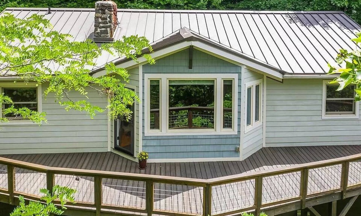 Cattail Creek House | Peaceful Mountain Escape Minutes from Burnsville
