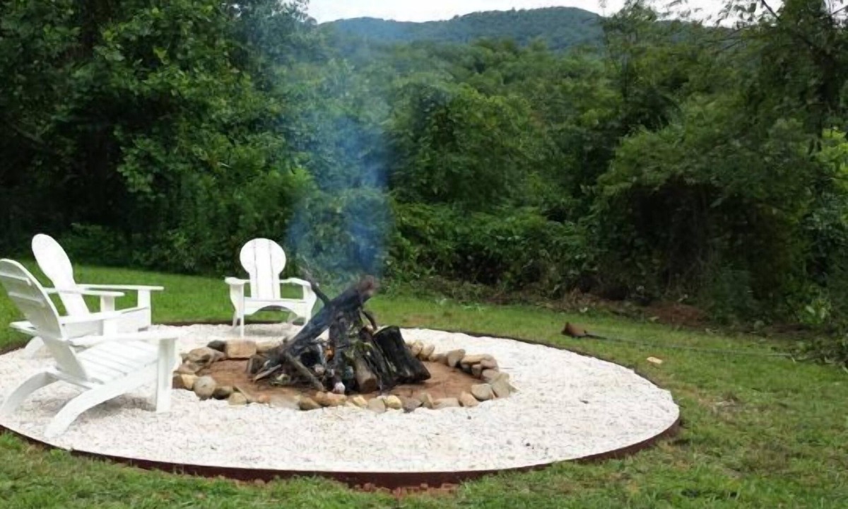 Swannanoa Cottage | Peaceful Mountain Valley Cabin Located Between Asheville And Black Mountain.