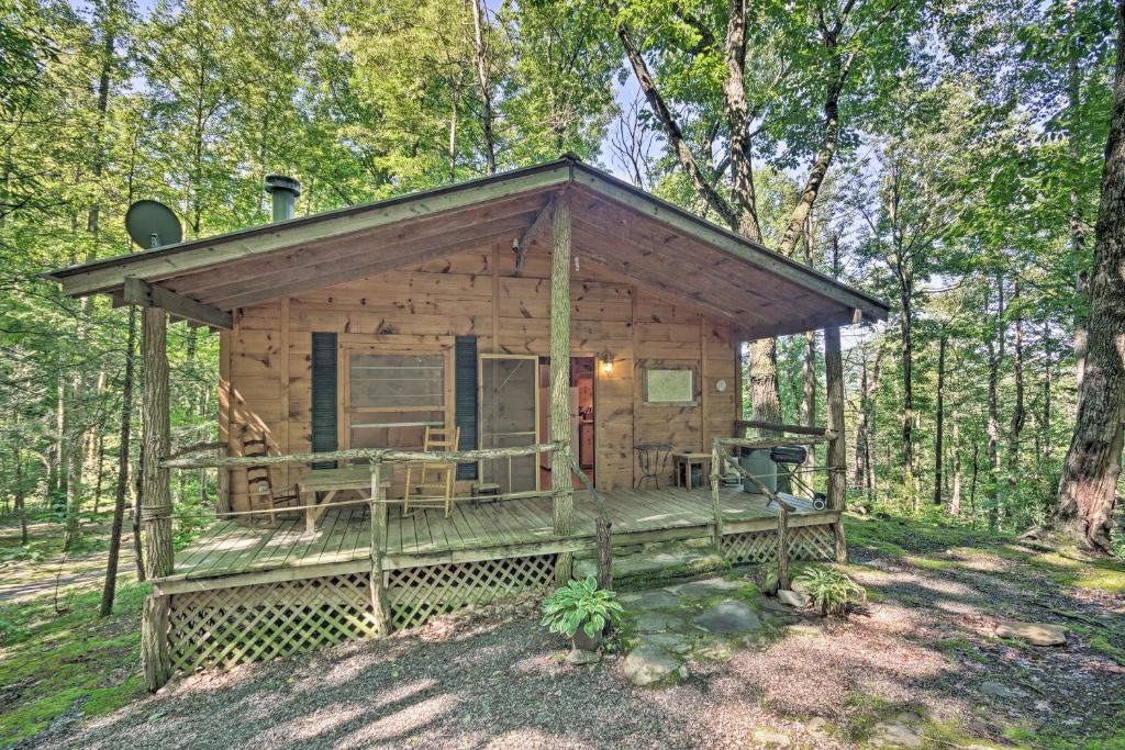 Barnardsville House | Pisgah Forest 'The Oak' Cabin w/Deck by Creek