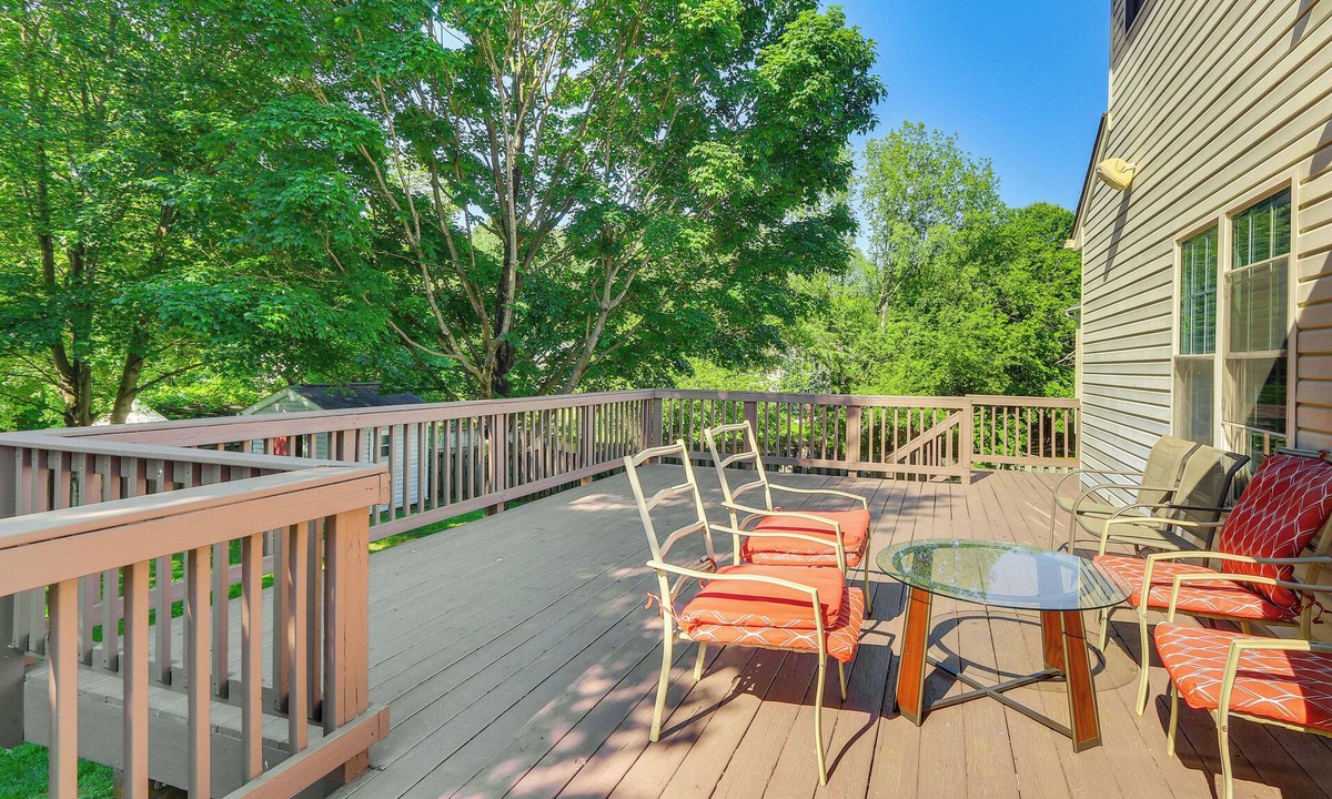 Point of Rocks House | Point of Rocks Vacation Rental w/Community Pool!