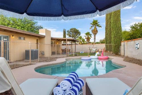 Tucson House | Pool, Fire Pit, Ping-Pong