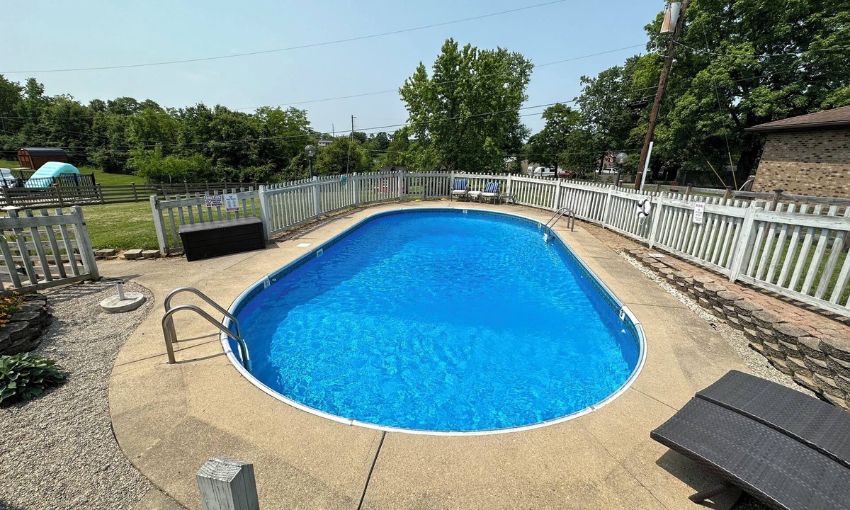 Kenton House | POOL house with FENCED Yard for Pets, by the ARK Encounter, Airport, Cincinnati