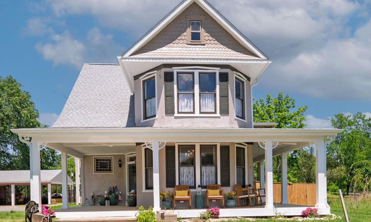 Harpers Ferry House | Pool, Sauna, Hot Tub, Dog-friendly
