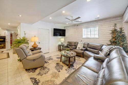 Belle House | Pool Table + Private Porch: Peaceful Apt in Belle