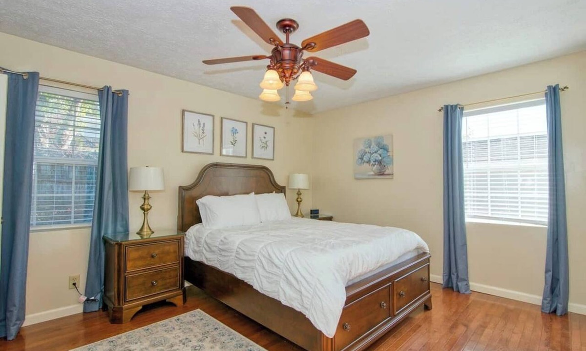 Johnson City Apartment | Relax at the serene and spacious duplex nestled in the peaceful, family-friendly neighborhood.