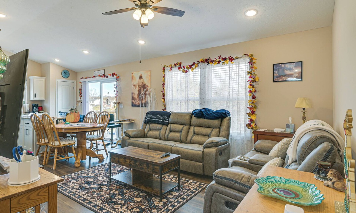 Crittenden House | Relax & Reconnect! Family Getaway in Dry Ridge