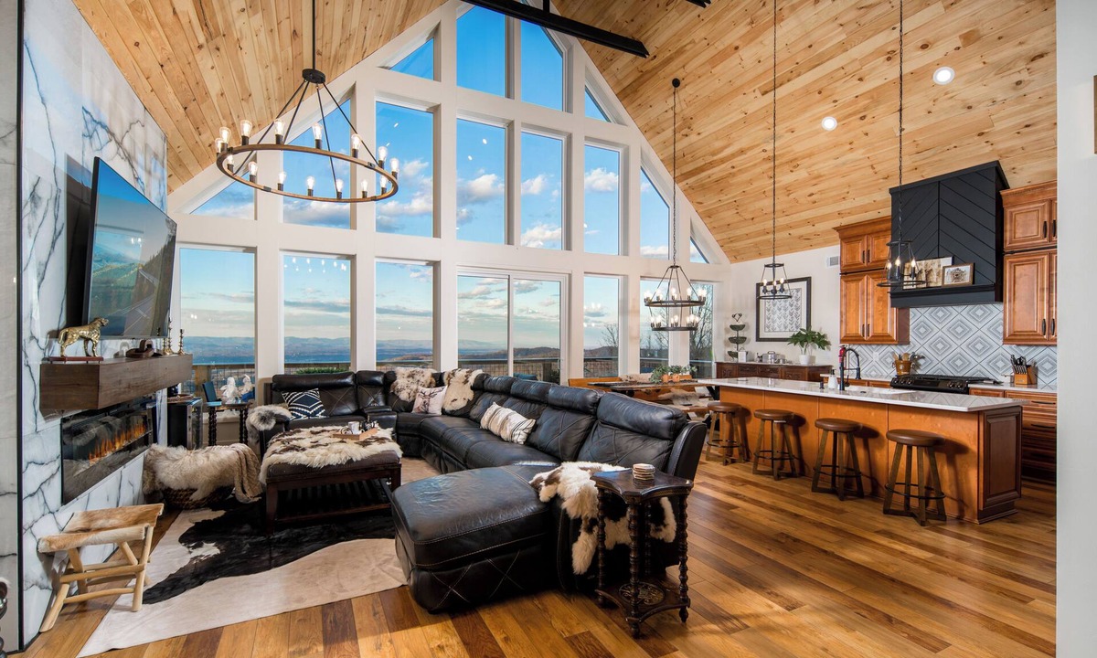 Moravian Falls Ski Chalet | Revelation Ridge Mountaintop Chalet