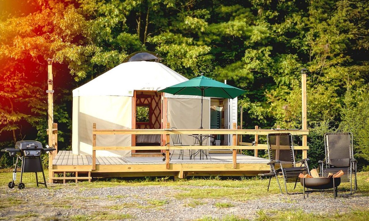 Roan Mountain Cabin | Roan Mountain Glamping Yurt, Ideal to Hike the Appalachian Trail