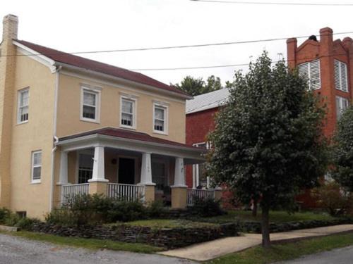 Bolivar House | Schilling House