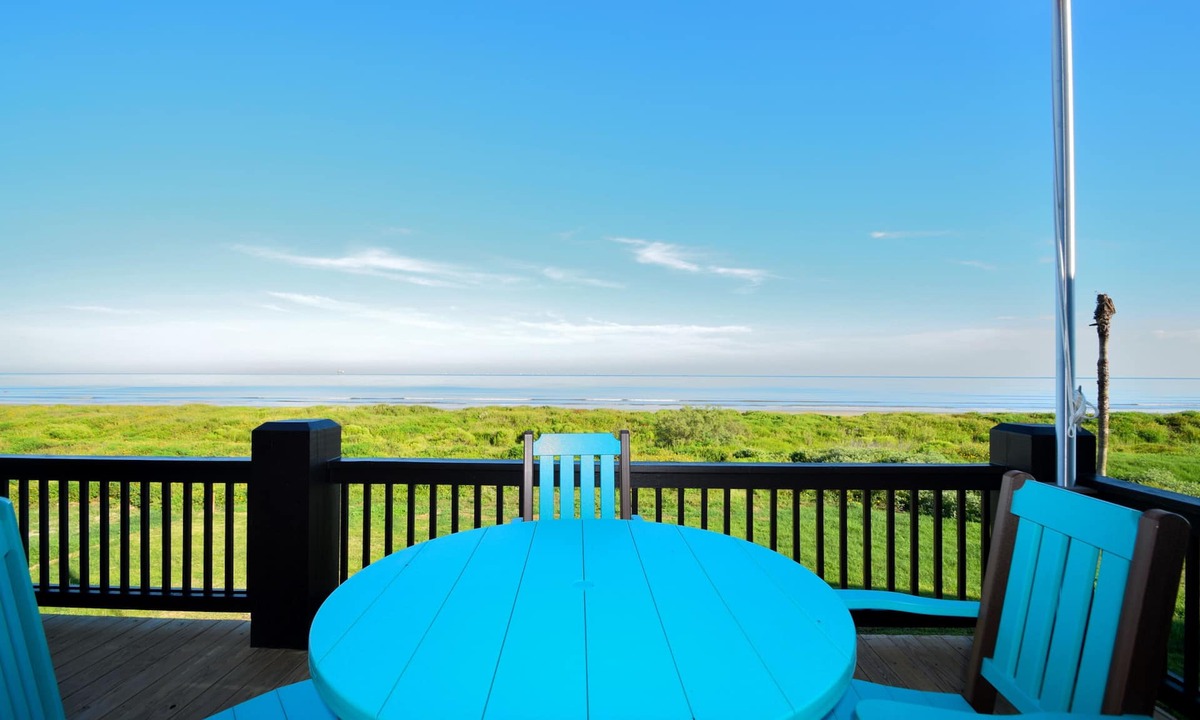 Crystal Beach Villa | Sea Dreams~ New Beachfront~ 5 bedroom/5 bathroom~ Pool & Spa