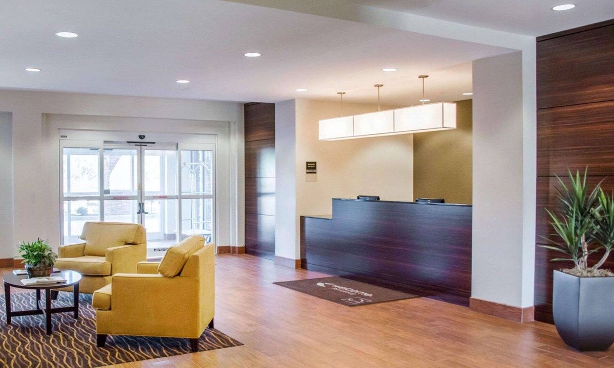 Parkersburg Hotel | Sleep Inn & Suites Parkersburg - Mineral Wells