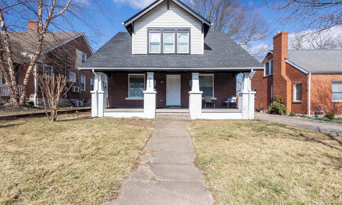 Northside District Apartment | Space That Feels Homely Newly Renovated Unit 2 Your Perfect Home Away from Home