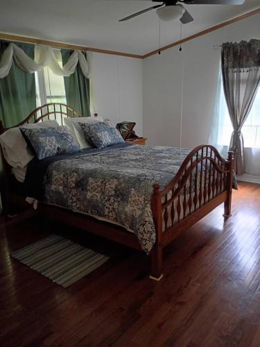 Jonesborough House | Spooville guest suite Jonesborough
