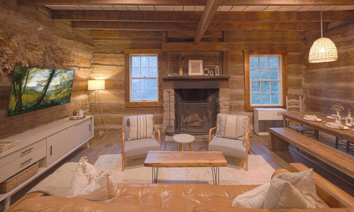 Banner Elk Cabin | Steps to Elk River! Cozy Cabin w/Hot Tub & Bunk Room