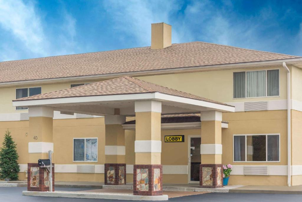 Hanover Hotel | Super 8 by Wyndham Hanover