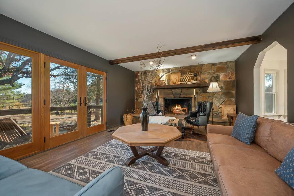 Tryon Ski Chalet | The Chalet at Alpine South