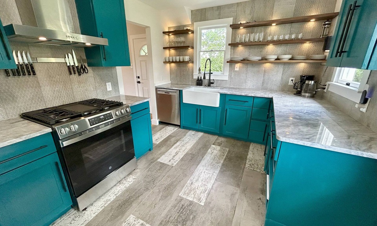 Berkeley Springs House | The Cowbell - 3-bedroom farmhouse in charming Berkeley Springs