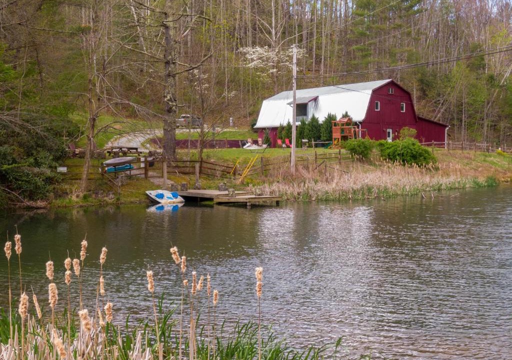 Elk Park House | The Red Barn at Tiffany's Estate