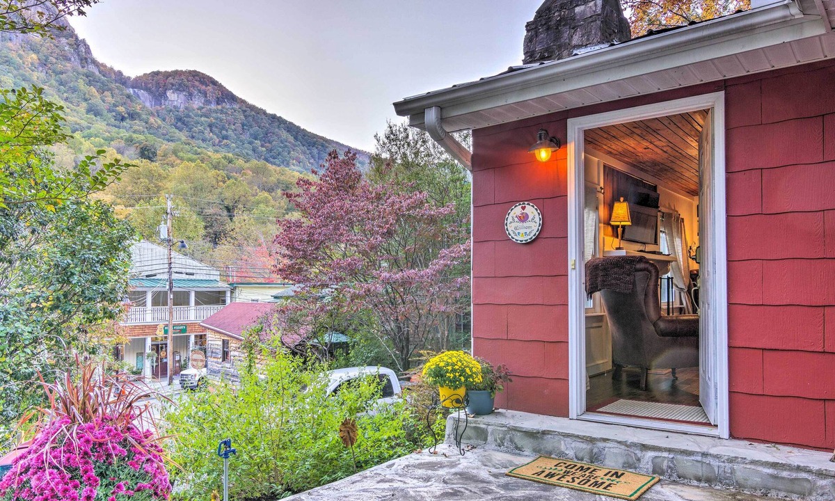 Chimney Rock House | The Red Rock Retreat