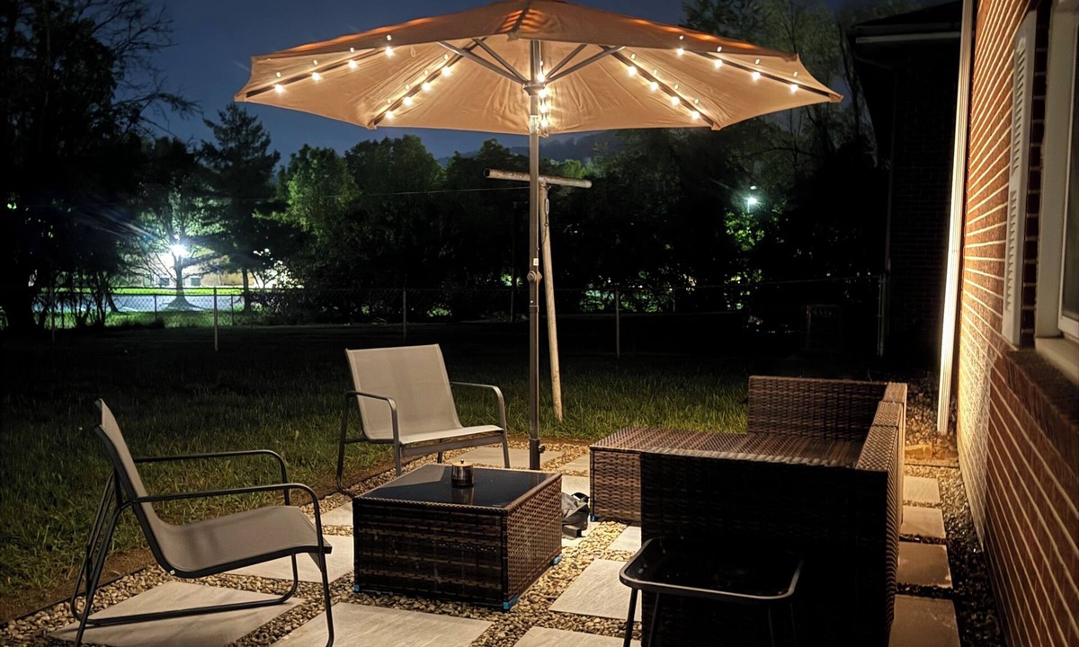 Bridgeport House | The Rest Nest Home. Near UHC, FBI, the Bridge Sport Complex