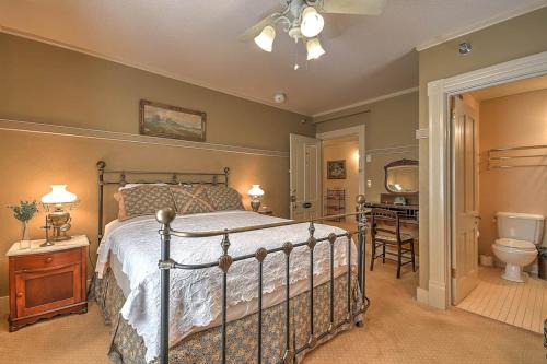 Jonesborough House | The Russell Room at The Historic Eureka Inn and Event Center