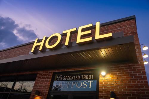 Damascus Hotel | The Speckled Trout Outpost