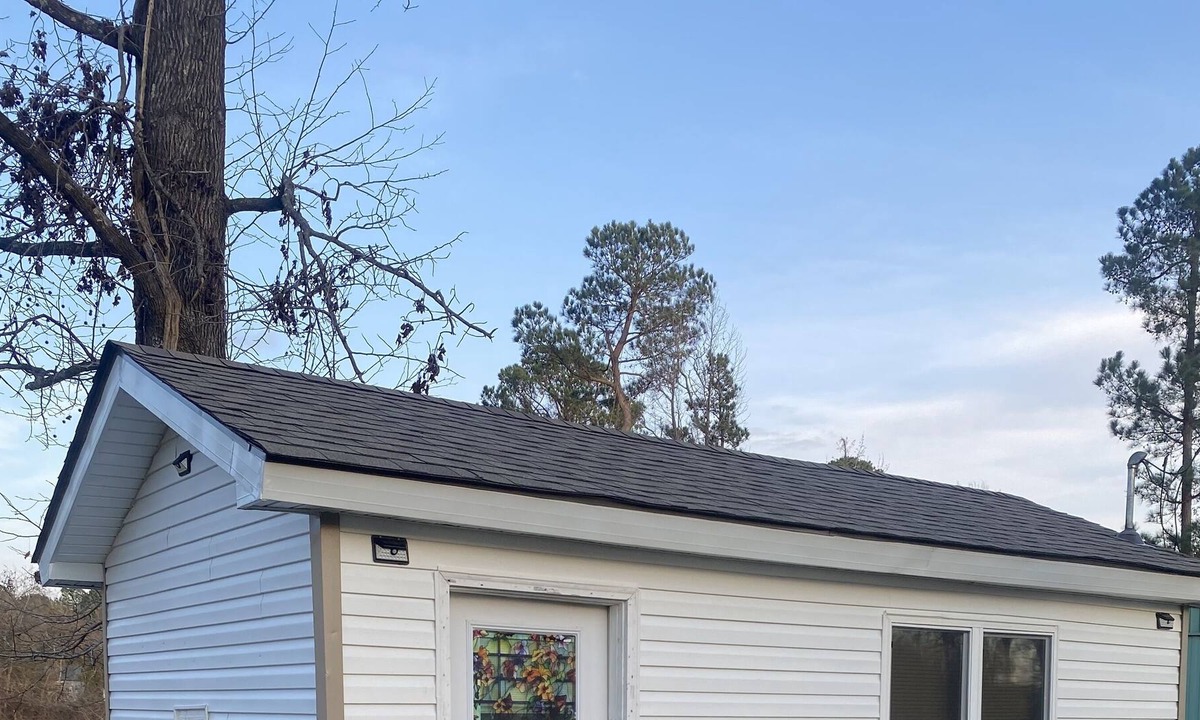 Wright House | Tiny house in country setting
