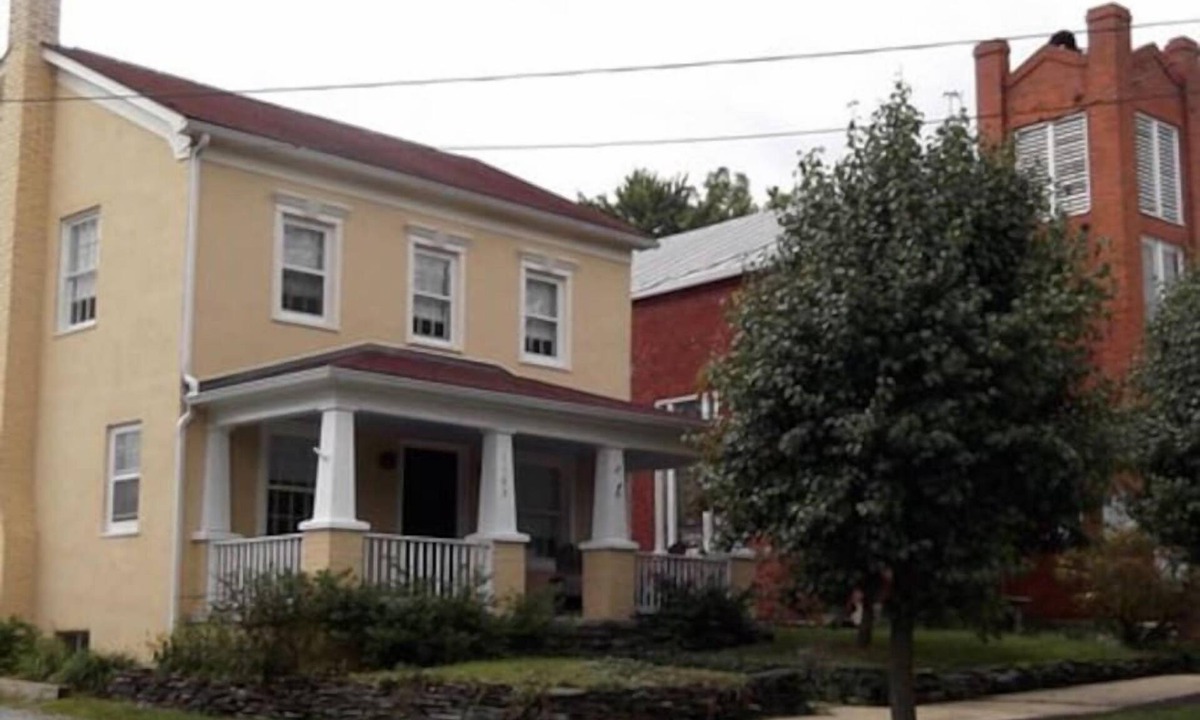 Bolivar House | Vacation Rental: Schilling House