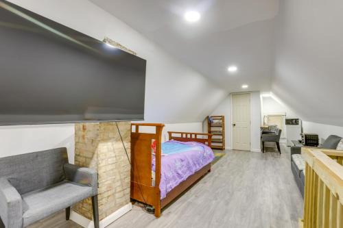 Westernport Apartment | Walk to Potomac River! Studio w/Shared Sauna