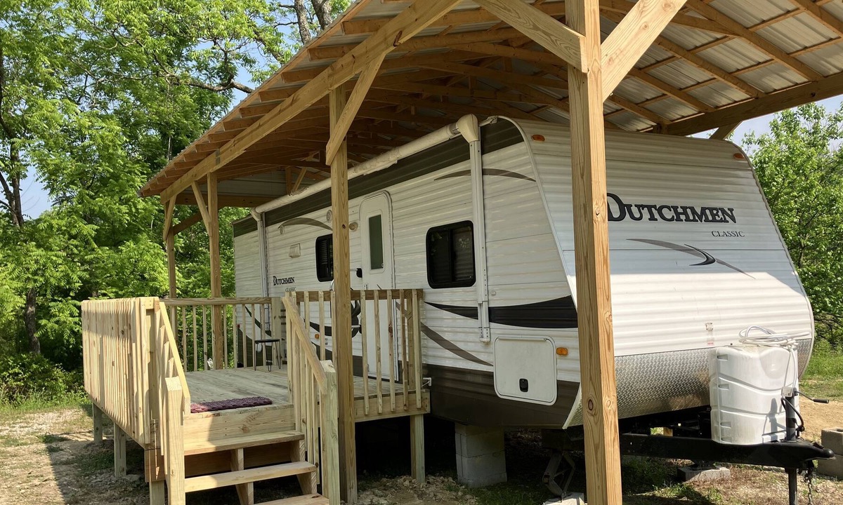 Frenchburg House | Want to go camping but don’t have a camper? I DO! It is already set up for you!