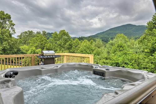 Waynesville House | Waynesville Smart Cabin w/Hot Tub & Views!