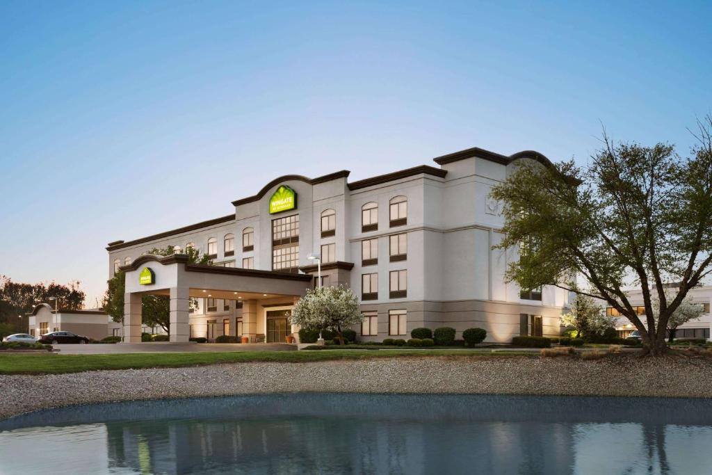 Blue Ash Hotel | Wingate by Wyndham Cincinnati Blue Ash