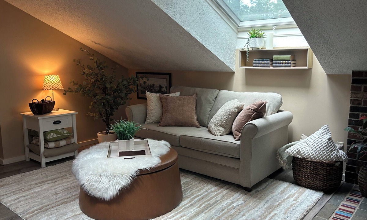 Bartlett Condo | Wright Place