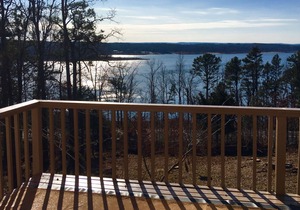 Greers Ferry Lake View Home 4BR, 2BA