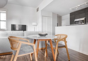 Upscale South Loop 1BR nr L & Grant Park, by Blueground