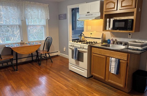 Millbury Apartment | 1 bdrm, Central Worcester/Boston, Monique Ellen at the Ellen Elizabeth Estates