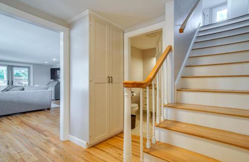 Cataumet House | 1 Mi to Beach: Cape Code Family Retreat w/Patio